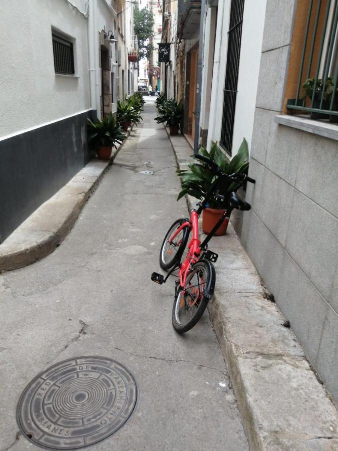 2 Bedroom Large Modern Apartment In Blanes Old Town 50M From The Beach! Εξωτερικό φωτογραφία