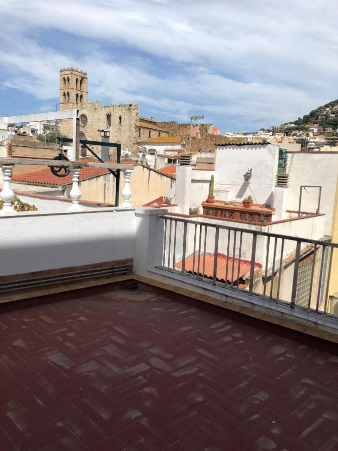 2 Bedroom Large Modern Apartment In Blanes Old Town 50M From The Beach! Εξωτερικό φωτογραφία