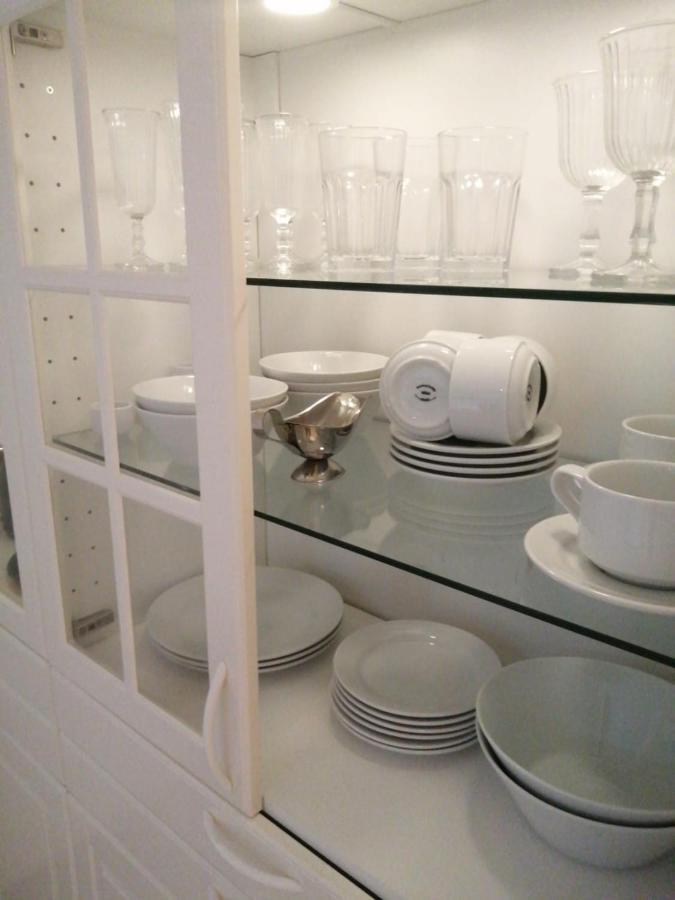 2 Bedroom Large Modern Apartment In Blanes Old Town 50M From The Beach! Εξωτερικό φωτογραφία