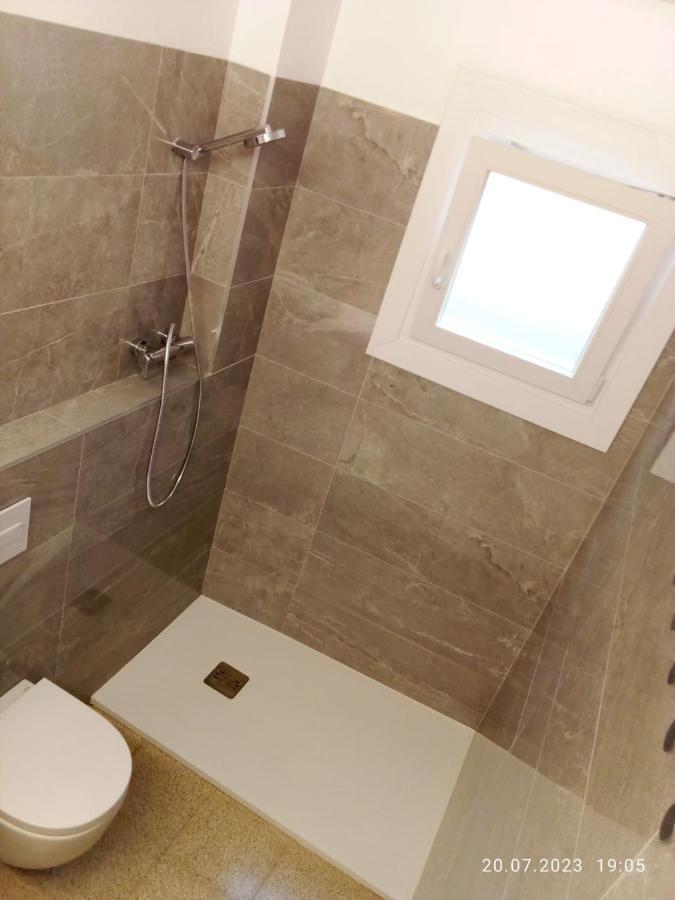 2 Bedroom Large Modern Apartment In Blanes Old Town 50M From The Beach! Εξωτερικό φωτογραφία